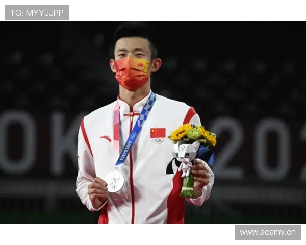 谌龙晚上隔壁老王烧烤那叫一个任性，赛场上瘦削战神，这生活差得也太震撼了吧