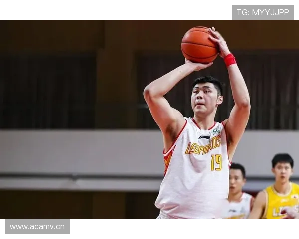 内内低位策应效率提升，改变球队进攻节奏