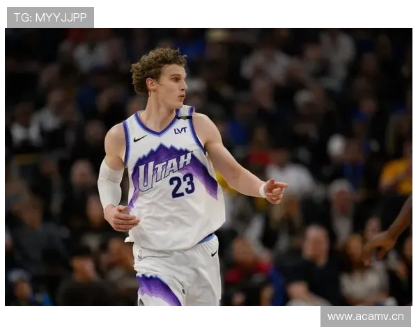 马尔卡宁在挡拆中寻求空位三分，命中率显著提升拉开同位置差距